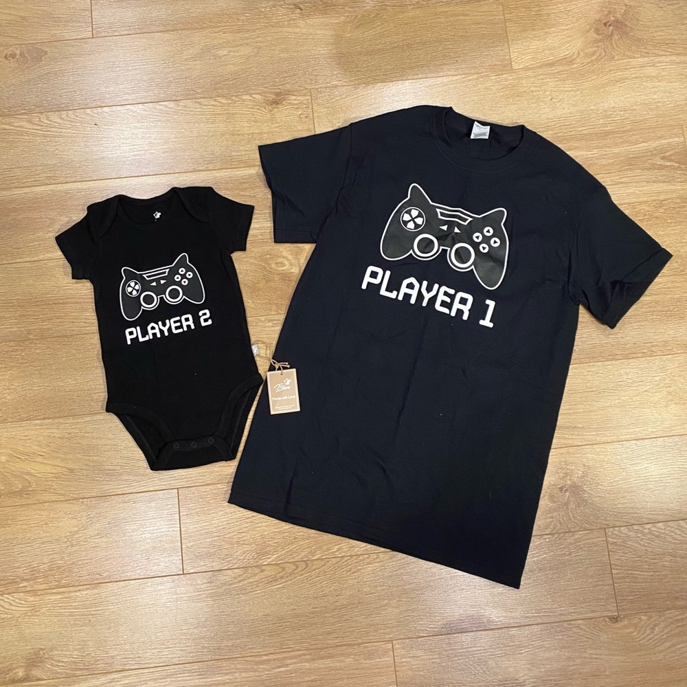 Dad/Mom and baby matching shirts